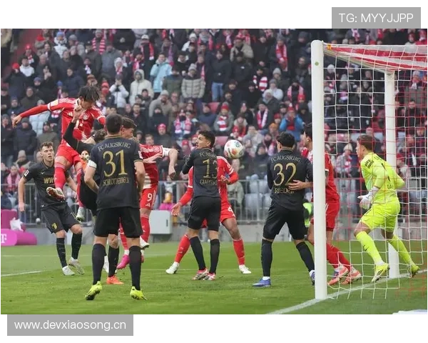 拜仁防守体系漏洞频出,近期比赛稳定性承压,对竞争格局带来变化。