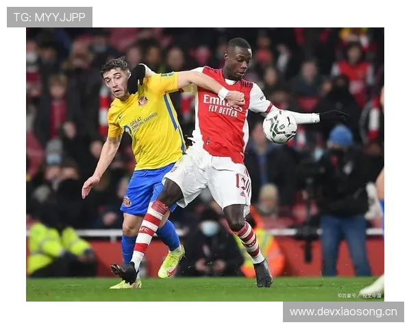 曼联进攻失效原因聚焦空间与连接崩塌，阶段性表现受限对赛季走势形成制约