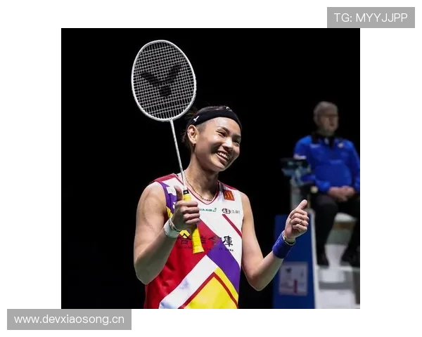 戴资颖在家练球把地板打穿了？