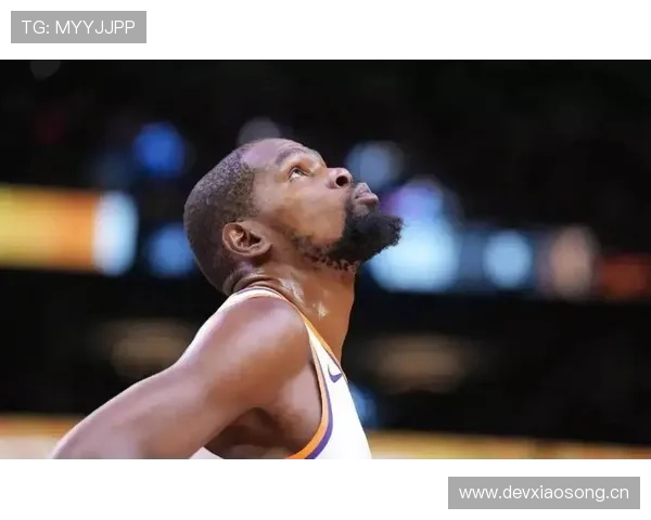 凯文·杜兰特鞋柜能买套房，刷他日常像进了豪门博物馆，心态碎了