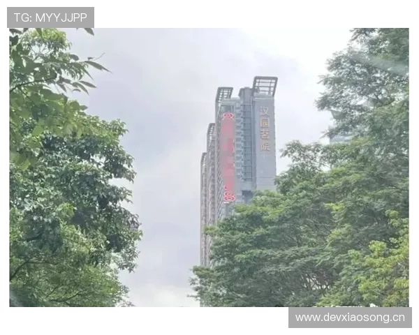 崔家溪这生活画风也太反差，他家后院估计比我住的小区还大吧？